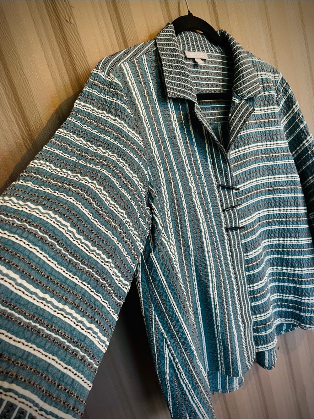 HABITAT Crinkle Gauzy Top Toggle Button Tunic Blouse Green Stripe Unique sz S - Picture 10 of 15